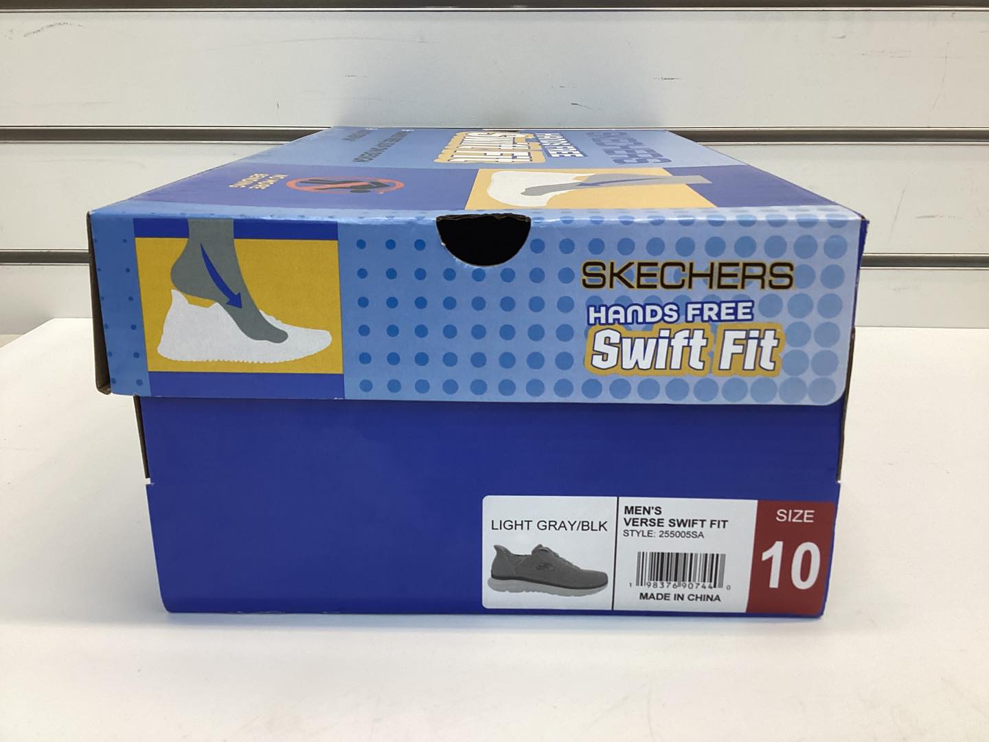 Skechers Men's Verse Hands Free Swift Fit Sneaker Size 10