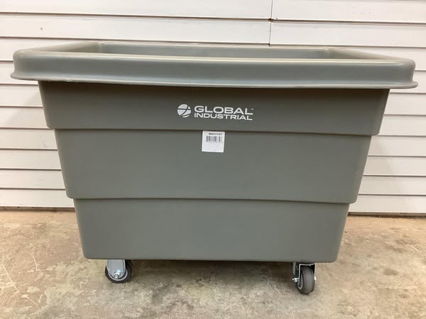 Global Industrial™ Plastic Bulk Box Truck, 6 Bushel, Gray