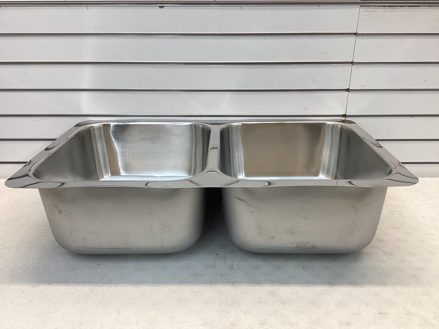 Franke Stainless Steel Sink With Mirror Finish