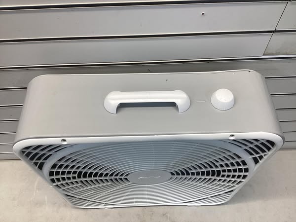 AIR KING Box Fan W/ 20 in Blade Dia, 3 Speeds, 120V AC, 6 ft L Cord