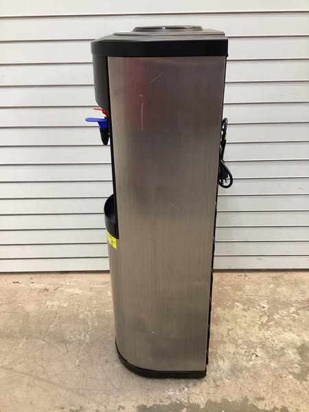 Frigidaire Water Cooler/Dispenser in Stainless Steel