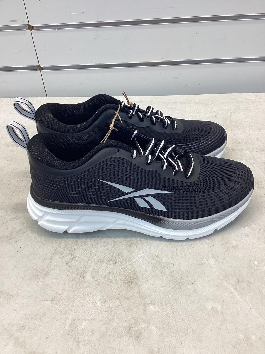Reebok Women's Road Strider Running Shoe Size 7