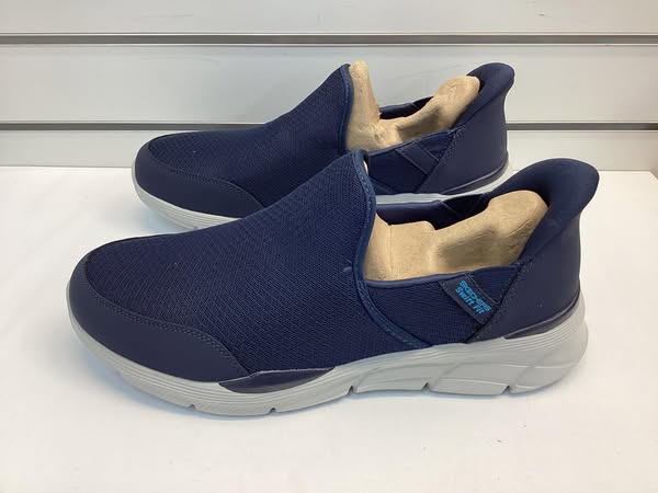 Skechers Men's Equalizer Hands Free Swift Fit Slip-On Sneaker