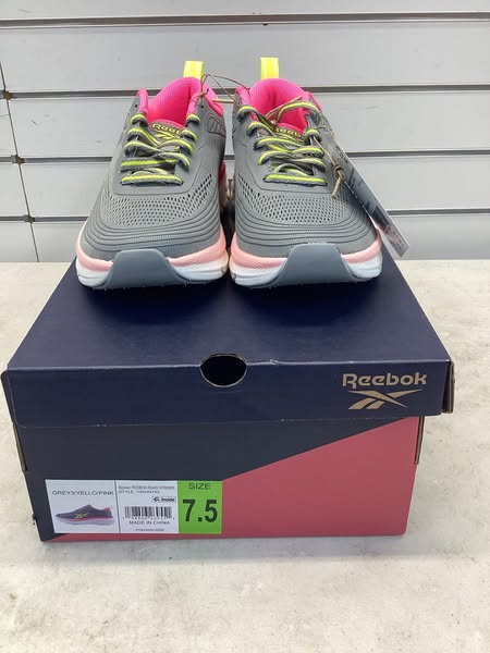 Reebok Women's Road Strider Running Shoe Size 7.5