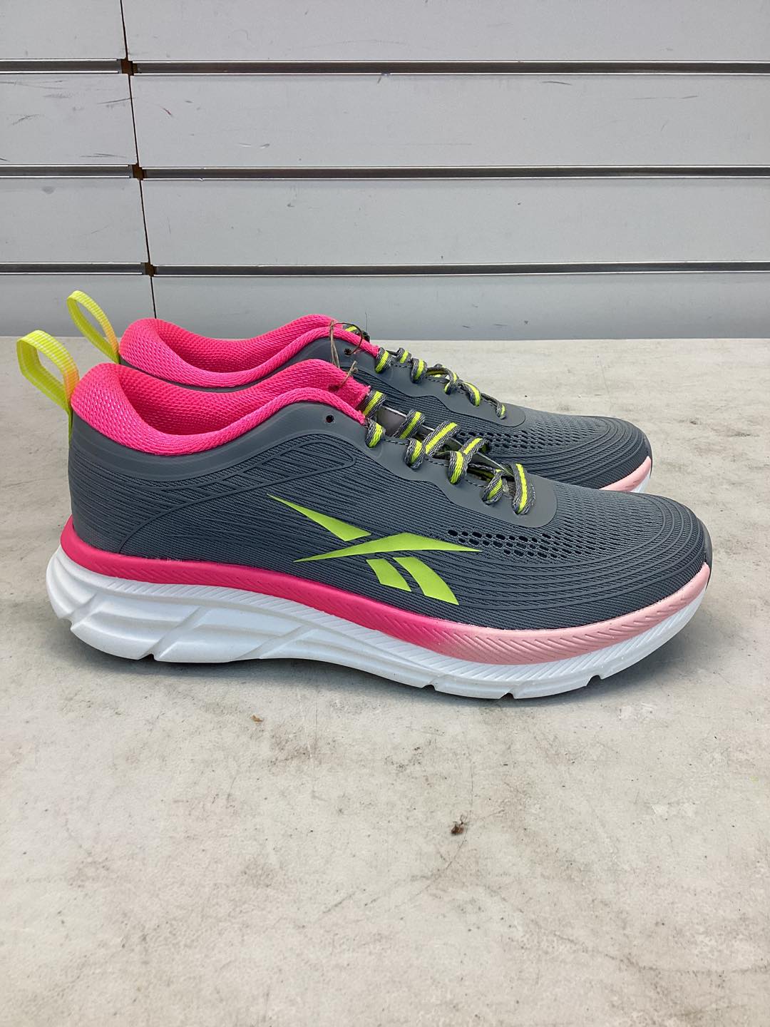 Reebok Women's Road Strider Running Shoe Size 7.5