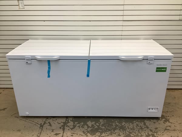 Hamilton Beach 82 in 30 cu. ft. Manual Defrost Dual Door Chest Freezer