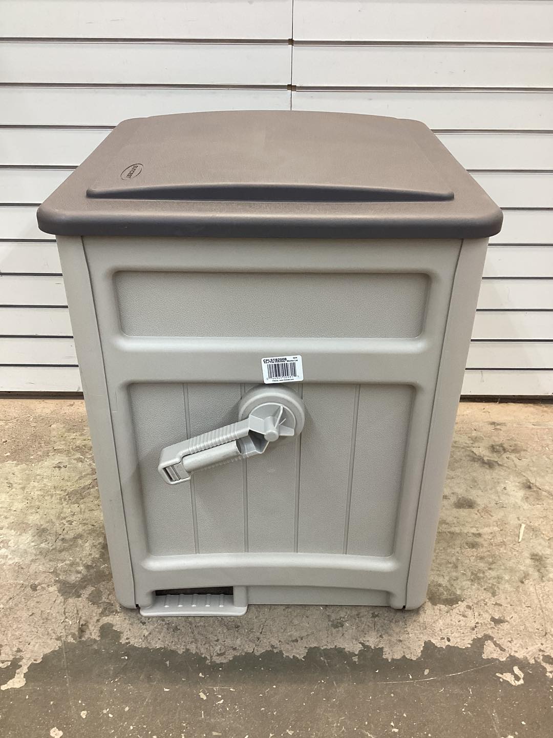 SUNCAST 21 in L x 26 in W x 27 1/2 in H Hose Hideaway Reel for 225 ft L x 5/8 in I.D., Resin, Taupe