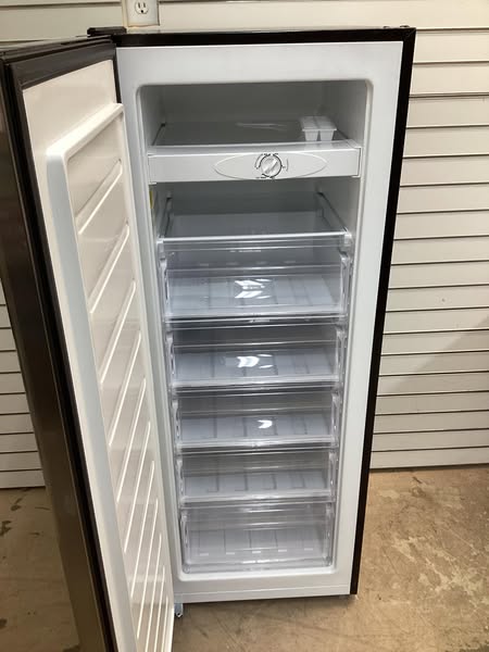 Frigidaire Gallery 7 cu. ft. Upright Convertible Fridge/Freezer