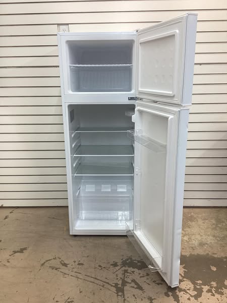 Frigidaire 7.5 cu. ft. Mini Refrigerator with Top Freezer and Rose Gold Handles in White