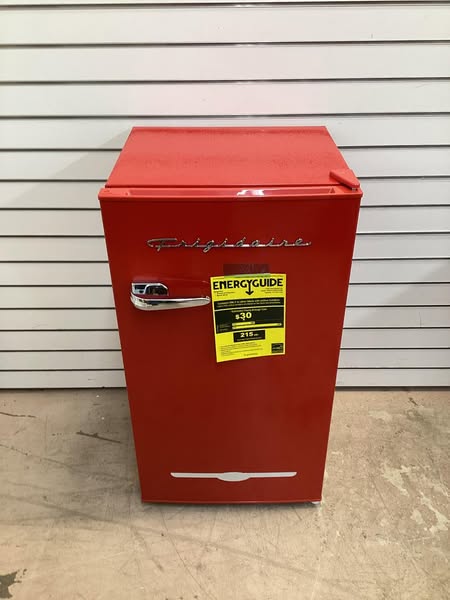 Frigidaire 3.2 cu. ft. Retro Mini Fridge in Red