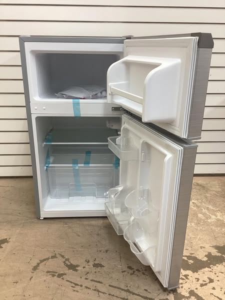 Frigidaire 3.2-cu ft Mini Fridge with Freezer