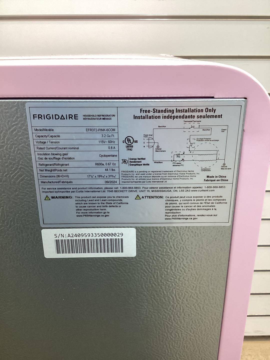 Frigidaire 3.2 cu. ft. Mini Retro Fridge in Pink with Freezer