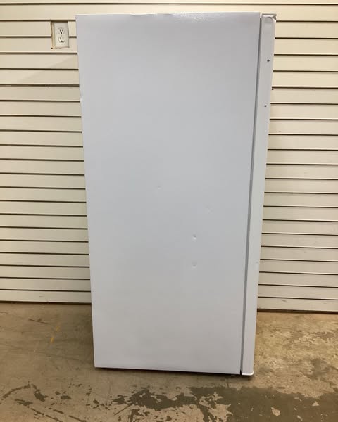 Hamilton Beach, 10.1 cu. Ft. Upright Freezer, White