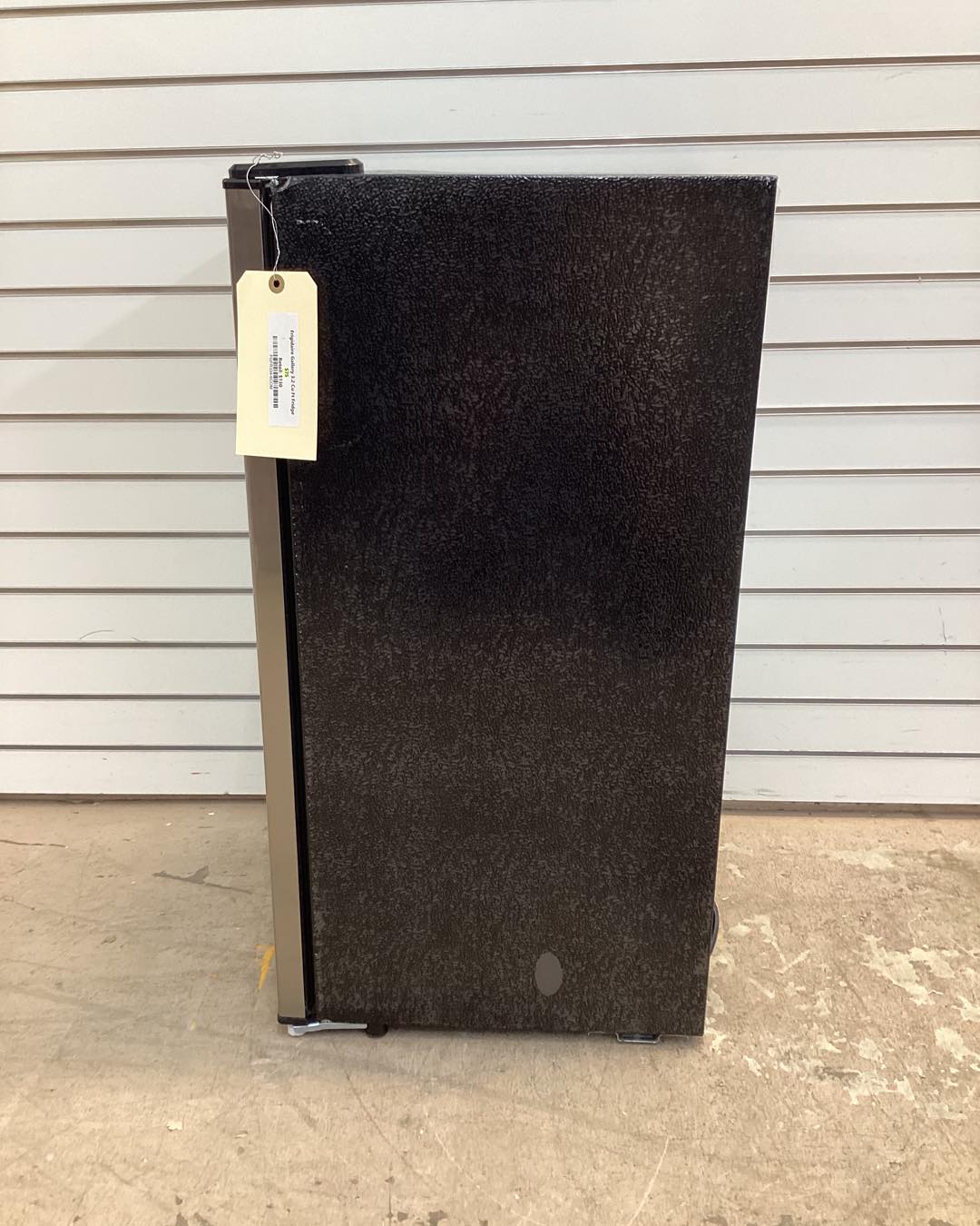 Frigidaire Gallery 3.2 Cu Ft Compact Fridge