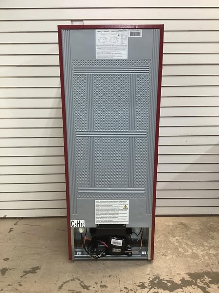 Frigidaire 7.2 cu. ft. Retro Top Freezer Refrigerator in Red with Chrome Handle and Trim