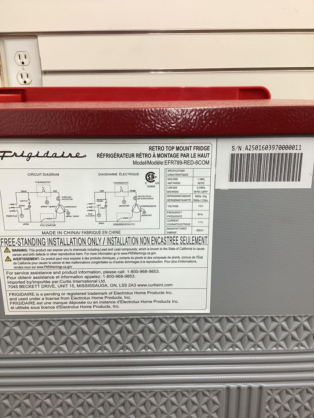 Frigidaire 7.2 cu. ft. Retro Top Freezer Refrigerator in Red with Chrome Handle and Trim