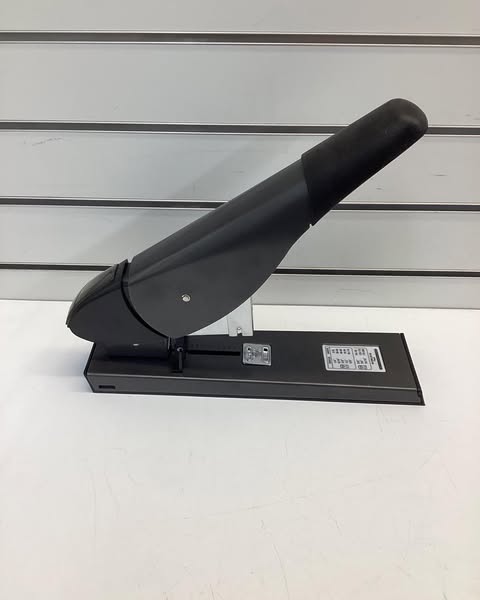 Manual Stapler: 200 Sheet Capacity, 2 1/2 in Throat Dp - Max, 210 Staple Capacity