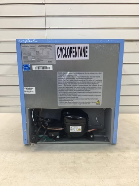 Frigidaire 1.6 cu. ft. Mini Fridge in Blue