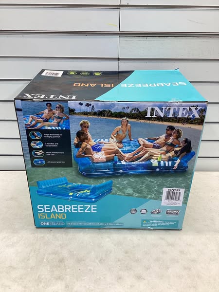 Intex 6-Person Seabreeze Island Lounge Float