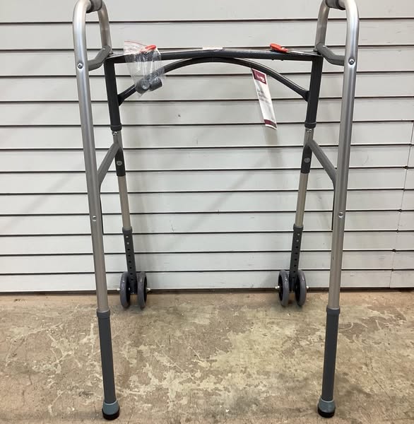 Dynarex Bariatric Walker with Wheels