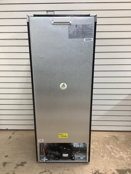 Frigidaire Upright Freezer 6.5 cu ft, Stainless Platinum