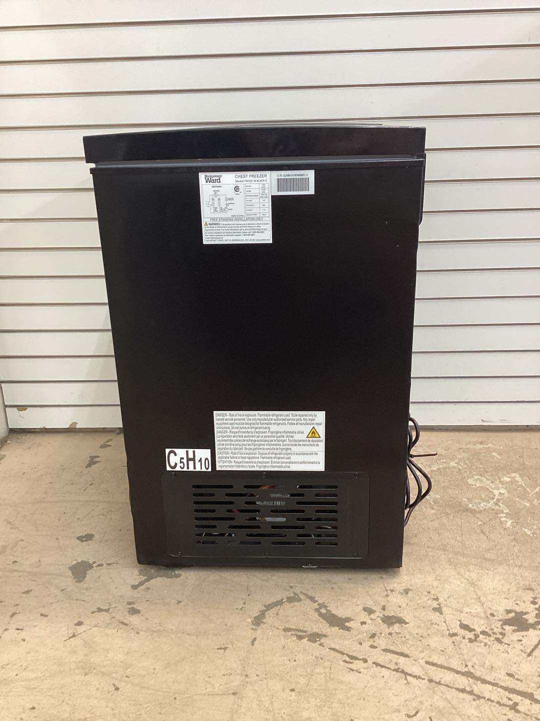 Montgomery Ward 5.0 Cu. Ft. Chest Freezer