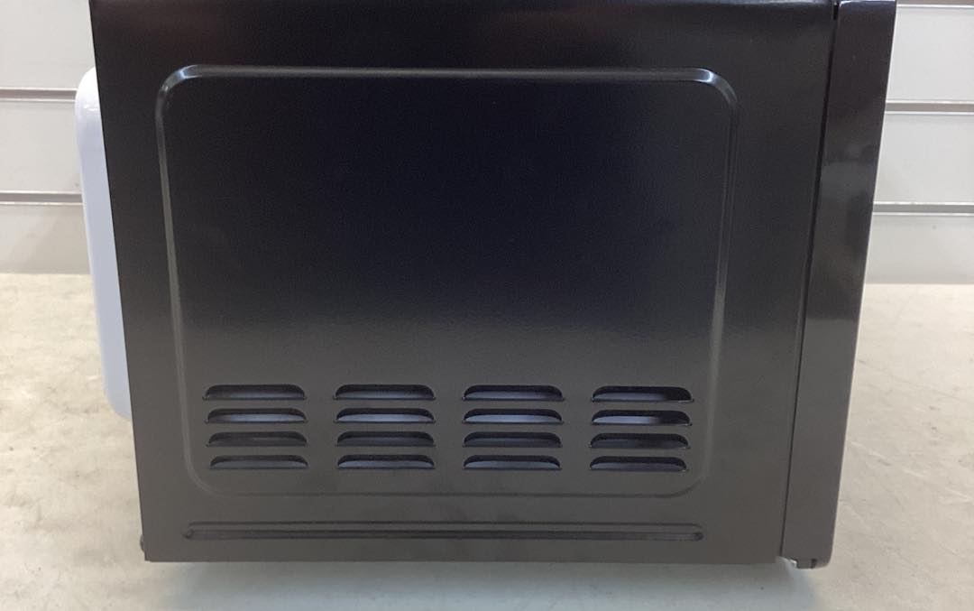 Frigidaire 0.7 cu. ft. Countertop Microwave in Black
