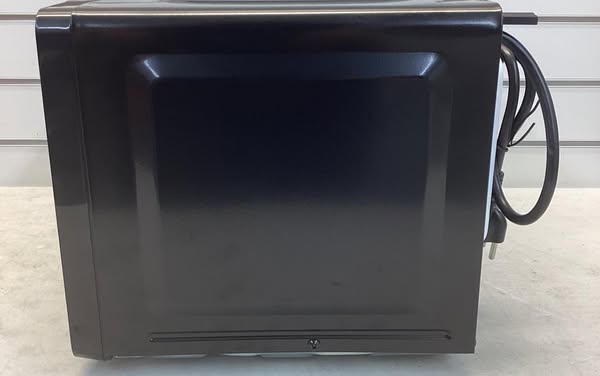 Frigidaire 0.7 cu. ft. Countertop Microwave in Black