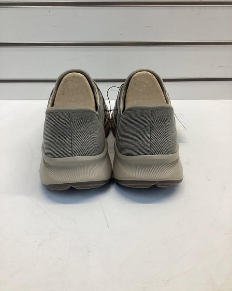 Skechers Men's Hands Free Swift Fit Canvas Sneaker Size 8