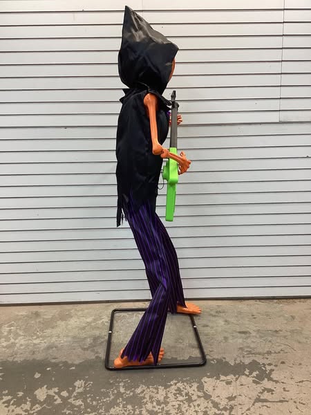 Hyde and Eek! 5'5" LED Sound & Motion Activated Pumpkin Rocker