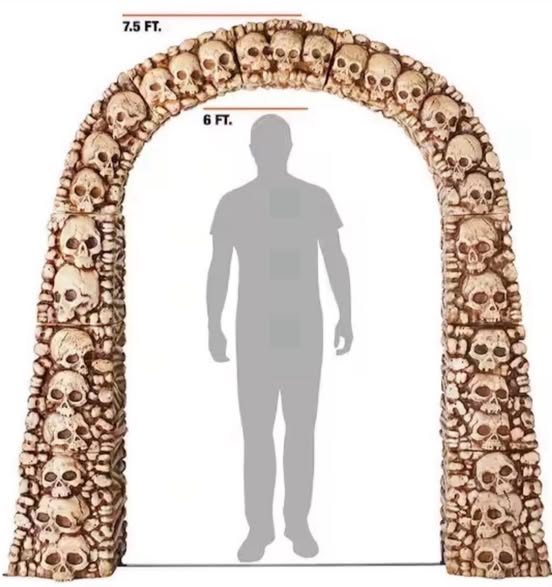 Home Accents Holiday 7.5 ft Skull & Bones Archway - Lightly used