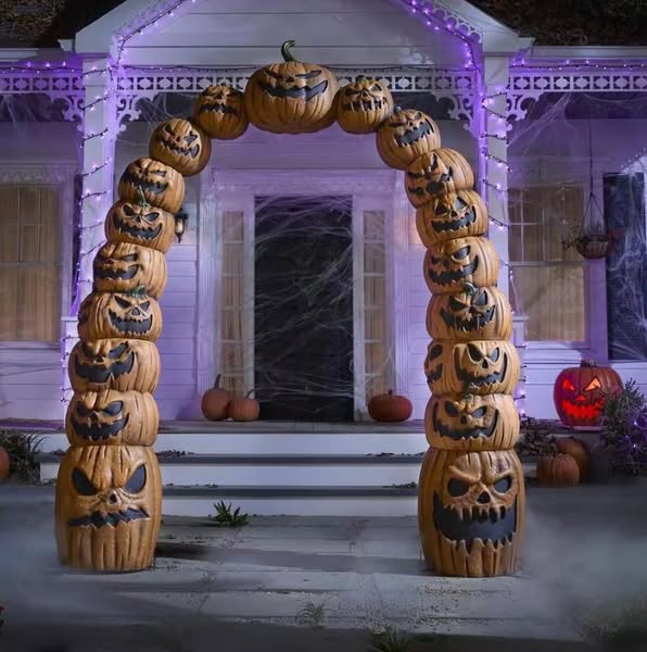 Home Accents Holiday 7.5 ft. Halloween Classics Jack-O-Lantern Archway