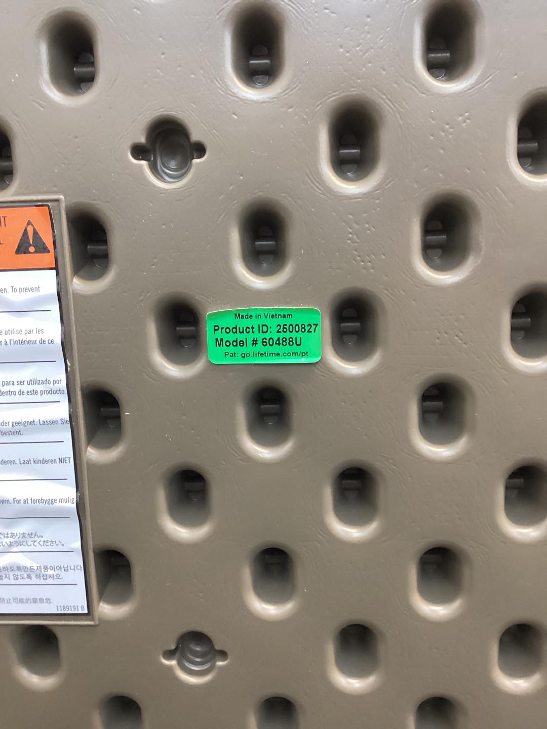 Lifetime Modern Deck Box 165 Gallon - Lightly Used