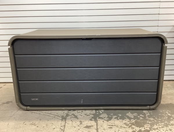 Lifetime Modern Deck Box 165 Gallon - Lightly Used
