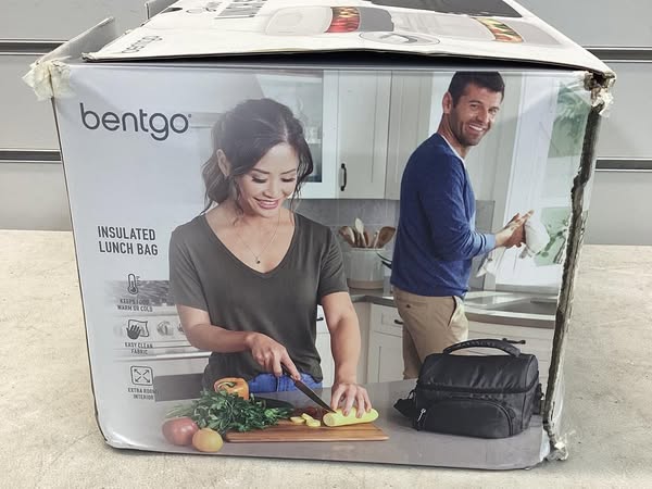 Bentgo 4-Piece Deluxe Set With Insulated Lunch Bag, Ice Packs & Bento Classic