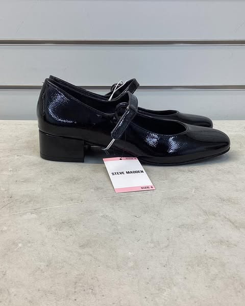 Steve Madden Women's Block Heel Mary Jane Shoe, Size 6, Color Black