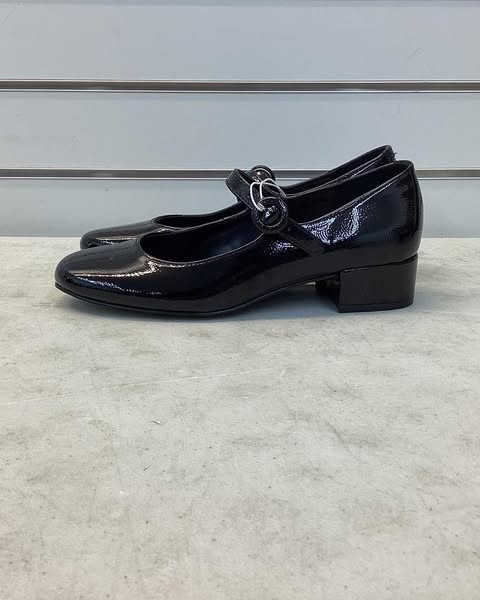 Steve Madden Women's Block Heel Mary Jane Shoe, Size 6, Color Black