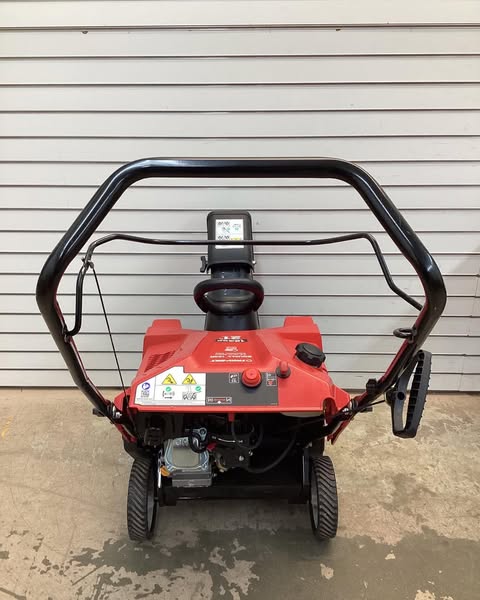 Troy-Bilt Squall 21 in. 123 cc Single-Stage Gas Snow Blower with E-Z Chute Control