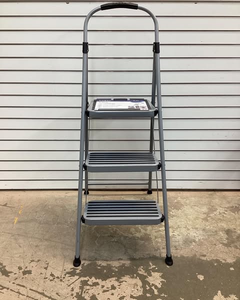 Cosco 3 Step Steel Step
