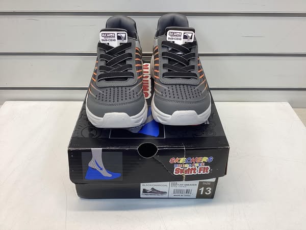 Skechers Boys Hands Free Swift Fit Flex Glide Sneaker