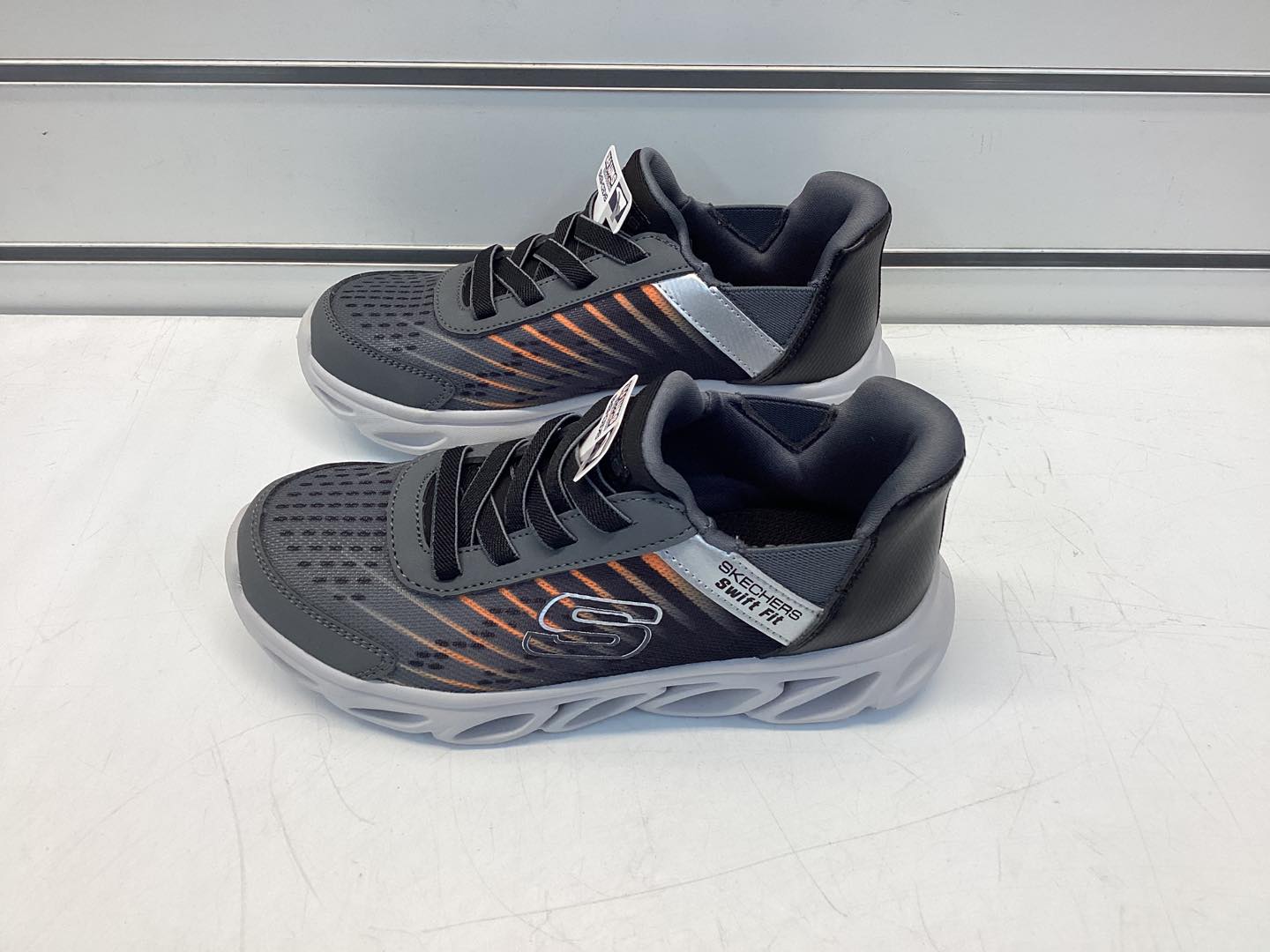 Skechers Boys Hands Free Swift Fit Flex Glide Sneaker