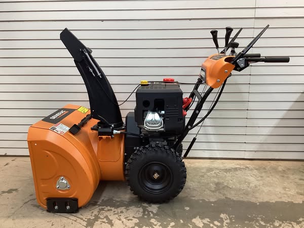 Generac GC3000B 30-in 375-cc Two-stage Self-propelled Gas Snow Blower with Key Start; Power Steering; Headlight(s) Heated Handles