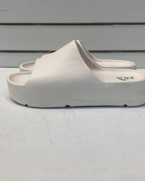 Art Class Edie Slide Sandals, Size 5