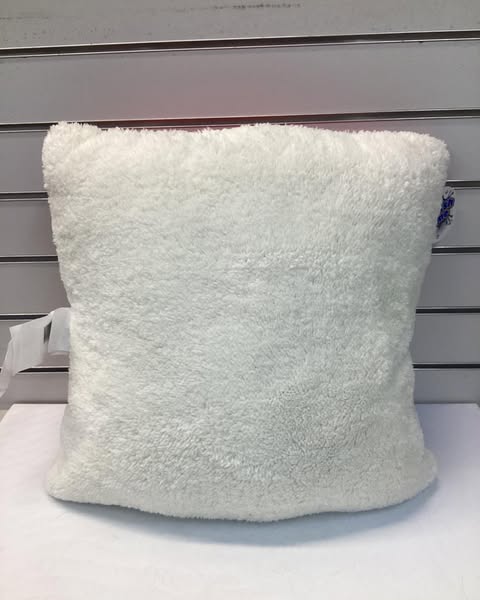 Chicago Bulls Throw Pillow