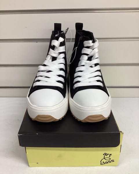 Girls Art Class Blush Blakely Hi Top Sneakers Tennis Shoe Size 1