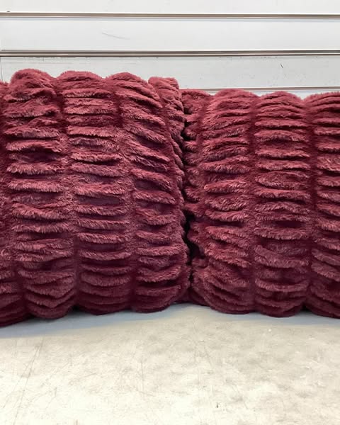 Member's Mark 2-Pack Ruched Faux Fur Decorative Pillows, Color Wine