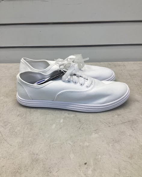 Women's Lunea Lace-Up Sneakers Size 7