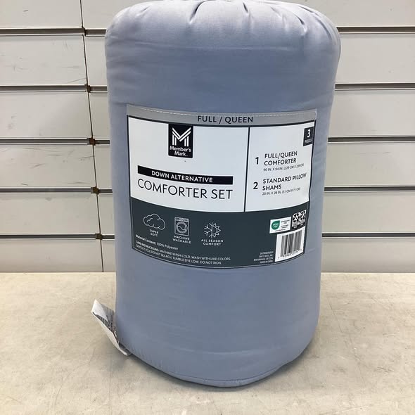 Member's Mark 3-Piece Down Alternative Comforter Set Full/Queen Size