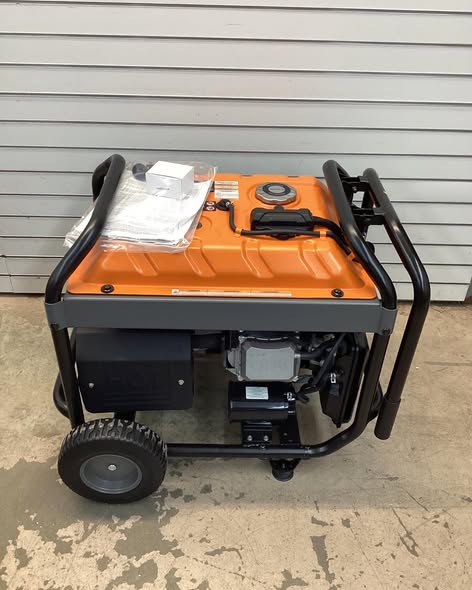 Generac 10000 / 8500-Watt Gasoline Powered Portable Generator with Electric Start and COSense - XT8500E