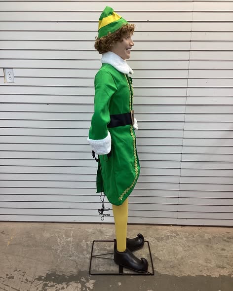 6.5 ft. Animated Buddy the Elf